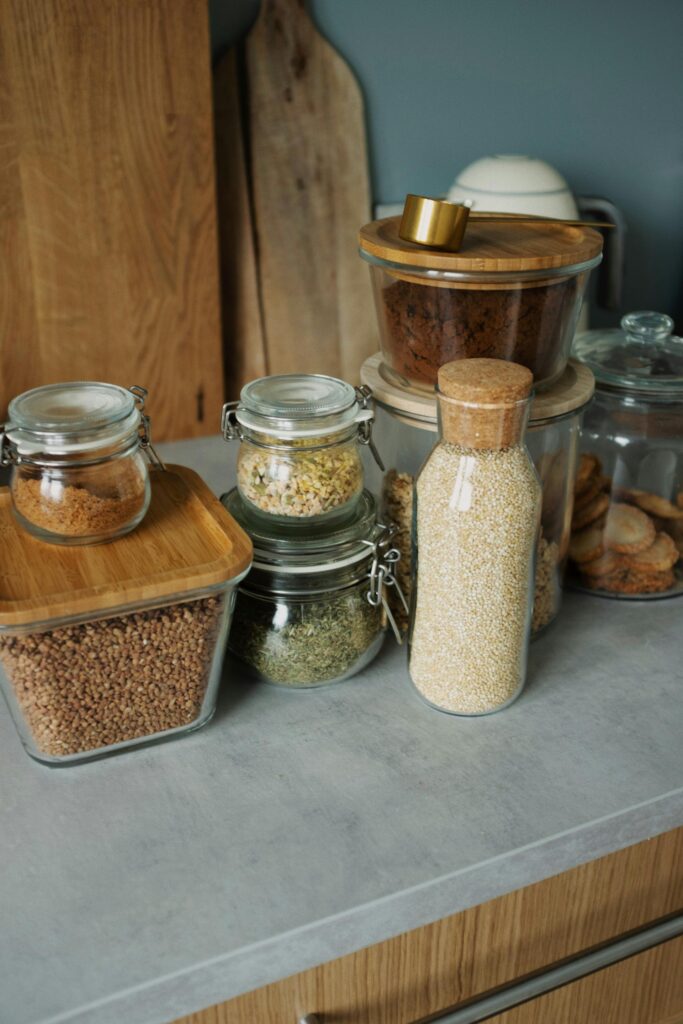 10 Essentials for Your Dog Food Station Setup Image 254 683x1024