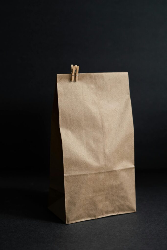 10 Designs That Elevate Dog Food Packaging Image 134 683x1024